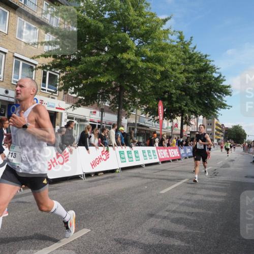 15.09.2024 - PSD Bank Halbmarathon Miley Keyser http://msf.ph/oto/7082671 15.09.2024 11:42:42 Ziel 715, 760, 956, 1116, 1213, 1292, 1468, 1479, 1548, 1589, 1719, 2489, 2610, 2659 meine-sportfotos.de