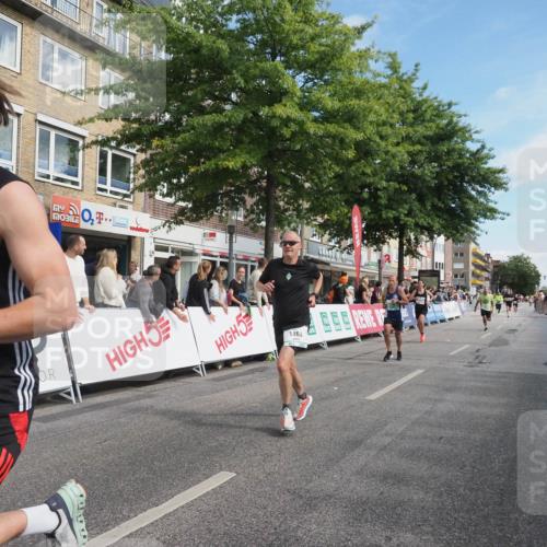 15.09.2024 - PSD Bank Halbmarathon Miley Keyser http://msf.ph/oto/7082692 15.09.2024 11:42:44 Ziel 715, 760, 956, 1116, 1213, 1292, 1468, 1479, 1496, 1548, 1589, 1719, 2489, 2610, 2659 meine-sportfotos.de