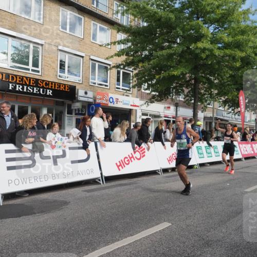 15.09.2024 - PSD Bank Halbmarathon Miley Keyser http://msf.ph/oto/7082708 15.09.2024 11:42:45 Ziel 715, 760, 956, 1116, 1213, 1292, 1298, 1468, 1479, 1496, 1548, 1589, 1719, 2489, 2610, 2659 meine-sportfotos.de