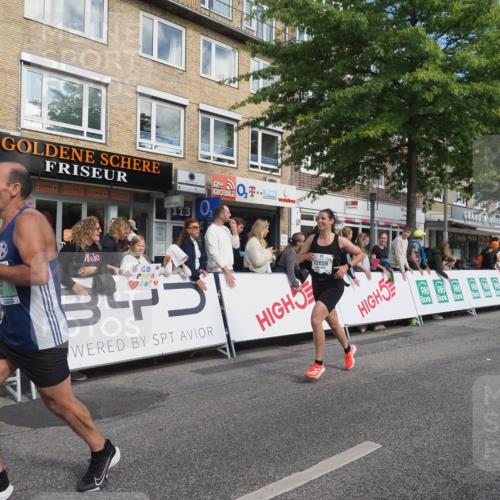 15.09.2024 - PSD Bank Halbmarathon Miley Keyser http://msf.ph/oto/7082714 15.09.2024 11:42:46 Ziel 715, 760, 956, 1116, 1213, 1292, 1298, 1468, 1479, 1496, 1548, 1589, 1719, 2489, 2610, 2659 meine-sportfotos.de