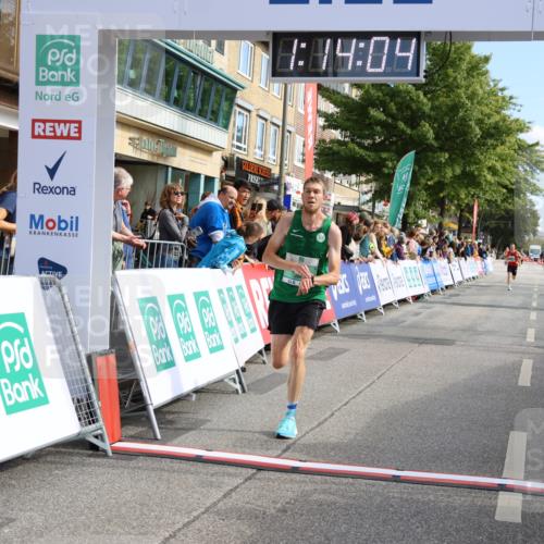 15.09.2024 - PSD Bank Halbmarathon Strokosch-Dieckow http://msf.ph/oto/7082717 15.09.2024 11:14:55 Ziel 412, 540, 564, 565, 570, 588, 845 meine-sportfotos.de