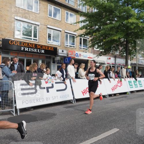 15.09.2024 - PSD Bank Halbmarathon Miley Keyser http://msf.ph/oto/7082718 15.09.2024 11:42:46 Ziel 715, 760, 956, 1116, 1213, 1292, 1298, 1468, 1479, 1496, 1548, 1589, 1719, 2489, 2610, 2659 meine-sportfotos.de