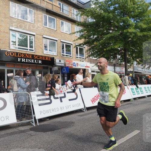 15.09.2024 - PSD Bank Halbmarathon Miley Keyser http://msf.ph/oto/7082745 15.09.2024 11:42:49 Ziel 715, 760, 956, 1292, 1298, 1468, 1496, 1548, 1589, 1719, 2489, 2659 meine-sportfotos.de
