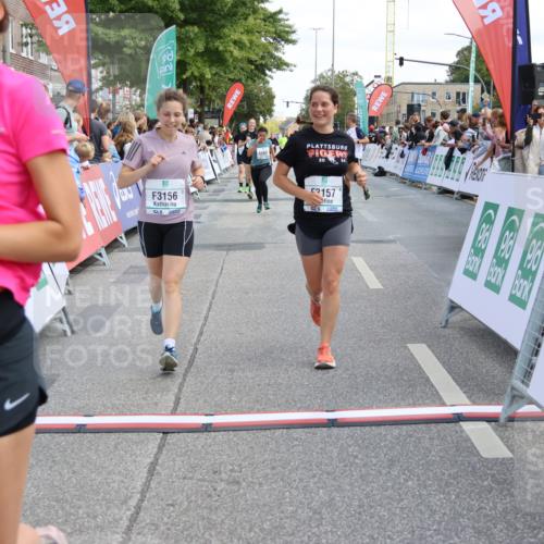 15.09.2024 - PSD Bank Halbmarathon Strokosch-Dieckow http://msf.ph/oto/7082751 15.09.2024 12:26:28 Ziel 3086, 3156, 3157, 3226, 3281, 3342, 3413 meine-sportfotos.de