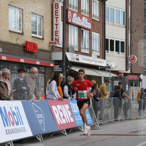 15.09.2024 - PSD Bank Halbmarathon Michael Strokosch http://msf.ph/oto/7082759 15.09.2024 11:20:04 Ziel 611, 843, 1011, 1021, 2613 meine-sportfotos.de