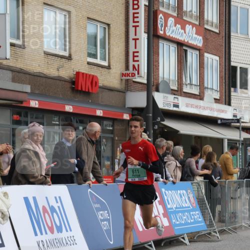 15.09.2024 - PSD Bank Halbmarathon Michael Strokosch http://msf.ph/oto/7082767 15.09.2024 11:20:05 Ziel 611, 843, 1011, 1021, 2613 meine-sportfotos.de