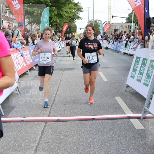 15.09.2024 - PSD Bank Halbmarathon Strokosch-Dieckow http://msf.ph/oto/7082778 15.09.2024 12:26:28 Ziel 3086, 3156, 3157, 3226, 3281, 3342, 3413 meine-sportfotos.de