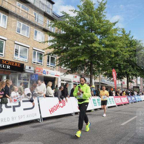 15.09.2024 - PSD Bank Halbmarathon Miley Keyser http://msf.ph/oto/7082802 15.09.2024 11:42:56 Ziel 752, 760, 942, 1226, 1292, 1298, 1343, 1496, 1548, 1563, 1652, 2489, 2651 meine-sportfotos.de