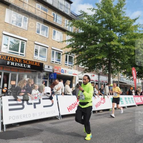 15.09.2024 - PSD Bank Halbmarathon Miley Keyser http://msf.ph/oto/7082806 15.09.2024 11:42:56 Ziel 752, 760, 942, 1226, 1292, 1298, 1343, 1496, 1548, 1563, 1652, 2489, 2651 meine-sportfotos.de