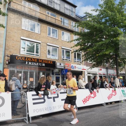 15.09.2024 - PSD Bank Halbmarathon Miley Keyser http://msf.ph/oto/7082817 15.09.2024 11:42:57 Ziel 752, 760, 942, 1226, 1292, 1298, 1343, 1496, 1548, 1563, 1652, 2489, 2651 meine-sportfotos.de