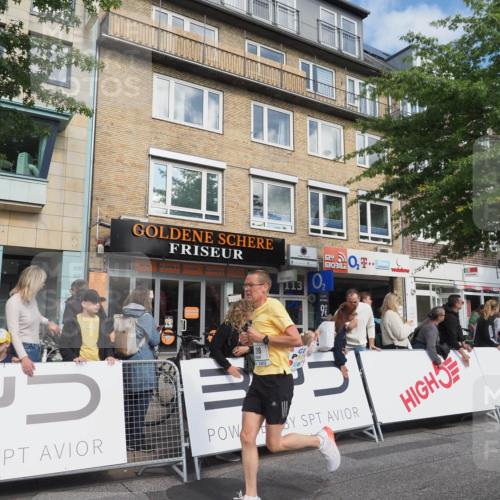 15.09.2024 - PSD Bank Halbmarathon Miley Keyser http://msf.ph/oto/7082822 15.09.2024 11:42:58 Ziel 752, 760, 942, 1226, 1298, 1343, 1496, 1548, 1563, 1652, 2489, 2651 meine-sportfotos.de