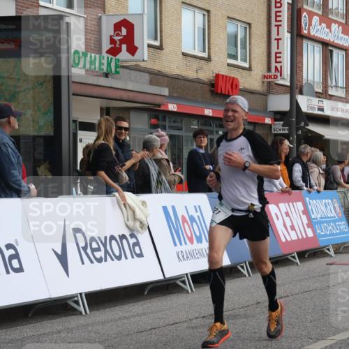 15.09.2024 - PSD Bank Halbmarathon Michael Strokosch http://msf.ph/oto/7082827 15.09.2024 11:20:12 Ziel 598, 611, 619, 669, 843, 852, 1021, 2613 meine-sportfotos.de