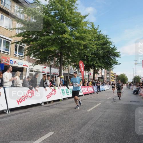15.09.2024 - PSD Bank Halbmarathon Miley Keyser http://msf.ph/oto/7082828 15.09.2024 11:43:04 Ziel 752, 942, 1224, 1226, 1298, 1343, 1496, 1563, 1652, 2651, 2694 meine-sportfotos.de