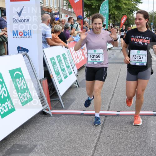 15.09.2024 - PSD Bank Halbmarathon Strokosch-Dieckow http://msf.ph/oto/7082858 15.09.2024 12:26:29 Ziel 2183, 2186, 3086, 3156, 3157, 3226, 3281, 3342, 3413 meine-sportfotos.de