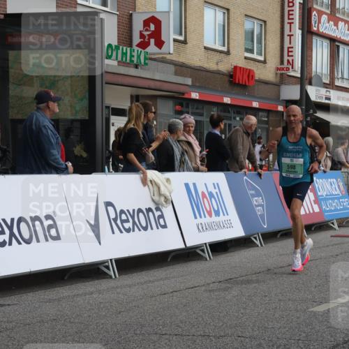 15.09.2024 - PSD Bank Halbmarathon Michael Strokosch http://msf.ph/oto/7082884 15.09.2024 11:20:14 Ziel 598, 611, 619, 647, 669, 843, 852, 861, 1021 meine-sportfotos.de