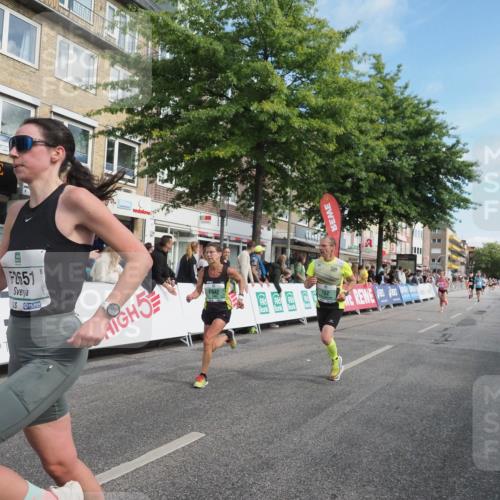 15.09.2024 - PSD Bank Halbmarathon Miley Keyser http://msf.ph/oto/7082887 15.09.2024 11:43:09 Ziel 752, 942, 1224, 1226, 1273, 1279, 1343, 1563, 1652, 2641, 2651, 2694 meine-sportfotos.de