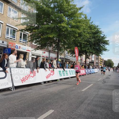 15.09.2024 - PSD Bank Halbmarathon Miley Keyser http://msf.ph/oto/7082897 15.09.2024 11:43:13 Ziel 752, 942, 1224, 1226, 1273, 1279, 1343, 1377, 1563, 1652, 1653, 2641, 2651, 2694 meine-sportfotos.de