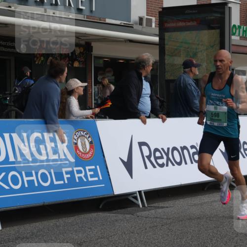 15.09.2024 - PSD Bank Halbmarathon Michael Strokosch http://msf.ph/oto/7082902 15.09.2024 11:20:15 Ziel 598, 611, 619, 647, 669, 843, 852, 861, 1021 meine-sportfotos.de