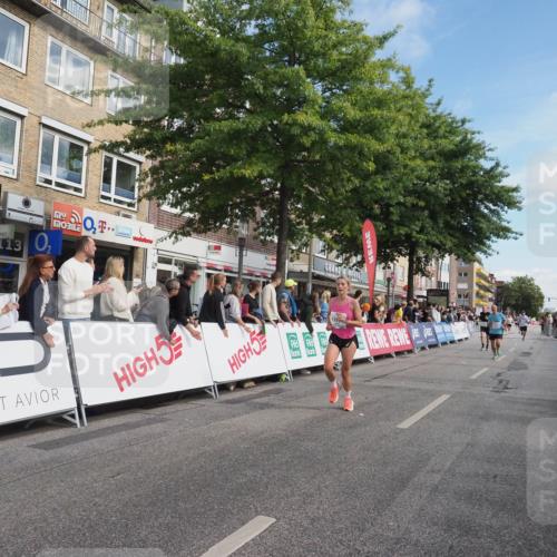 15.09.2024 - PSD Bank Halbmarathon Miley Keyser http://msf.ph/oto/7082904 15.09.2024 11:43:13 Ziel 752, 942, 1224, 1226, 1273, 1279, 1343, 1377, 1563, 1652, 1653, 2641, 2651, 2694 meine-sportfotos.de