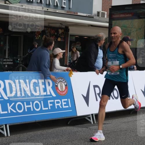 15.09.2024 - PSD Bank Halbmarathon Michael Strokosch http://msf.ph/oto/7082910 15.09.2024 11:20:16 Ziel 598, 611, 619, 647, 669, 843, 852, 861, 1021 meine-sportfotos.de