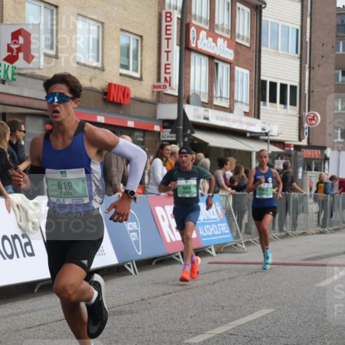 15.09.2024 - PSD Bank Halbmarathon Michael Strokosch http://msf.ph/oto/7082944 15.09.2024 11:20:18 Ziel 598, 611, 619, 647, 669, 852, 861, 1021, 1068 meine-sportfotos.de