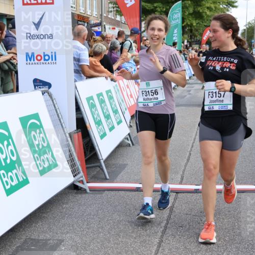 15.09.2024 - PSD Bank Halbmarathon Strokosch-Dieckow http://msf.ph/oto/7082952 15.09.2024 12:26:29 Ziel 2183, 2186, 3086, 3156, 3157, 3226, 3281, 3342, 3413 meine-sportfotos.de