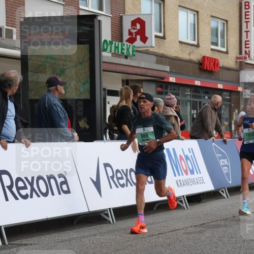 15.09.2024 - PSD Bank Halbmarathon Michael Strokosch http://msf.ph/oto/7082962 15.09.2024 11:20:19 Ziel 598, 619, 647, 651, 669, 852, 861, 1021, 1068 meine-sportfotos.de