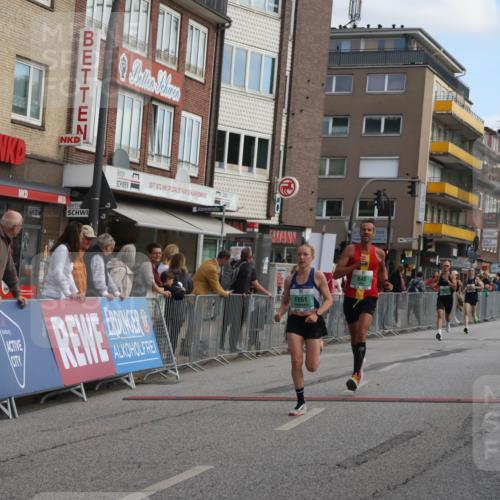 15.09.2024 - PSD Bank Halbmarathon Michael Strokosch http://msf.ph/oto/7082984 15.09.2024 11:20:20 Ziel 598, 619, 647, 651, 669, 852, 861, 1021, 1068 meine-sportfotos.de