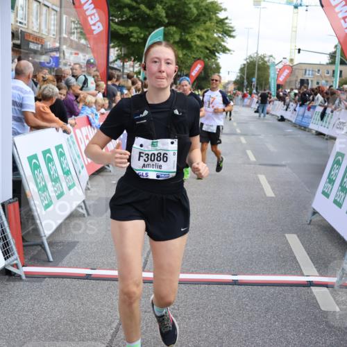 15.09.2024 - PSD Bank Halbmarathon Strokosch-Dieckow http://msf.ph/oto/7083003 15.09.2024 12:26:34 Ziel 2183, 2186, 3086, 3156, 3157, 3342, 3413 meine-sportfotos.de