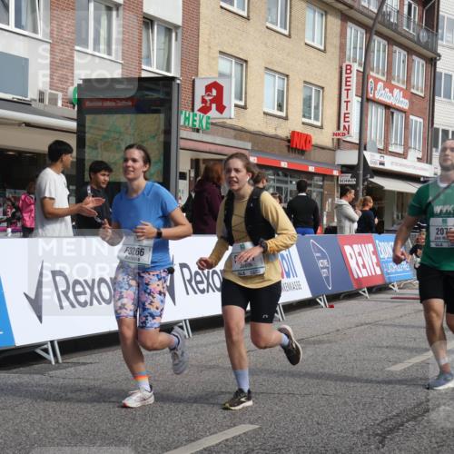 15.09.2024 - PSD Bank Halbmarathon Michael Strokosch http://msf.ph/oto/7083004 15.09.2024 12:29:00 Ziel 2073, 2075, 2089, 2157, 2288, 2362, 2451, 3057, 3129, 3247, 3255, 3266, 3287, 3325, 3401, 3491 meine-sportfotos.de