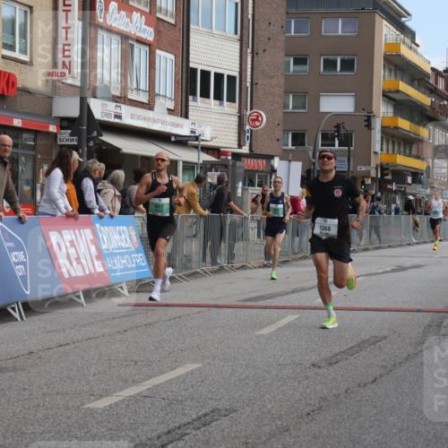 15.09.2024 - PSD Bank Halbmarathon Michael Strokosch http://msf.ph/oto/7083055 15.09.2024 11:20:25 Ziel 424, 598, 619, 647, 649, 651, 669, 852, 861, 880, 1068 meine-sportfotos.de