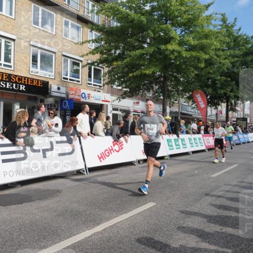 15.09.2024 - PSD Bank Halbmarathon Miley Keyser http://msf.ph/oto/7083074 15.09.2024 11:43:48 Ziel 717, 750, 1162, 1196, 1246, 1272, 1277, 1304, 1398, 1411, 1457, 1650, 1721, 1839, 2552 meine-sportfotos.de