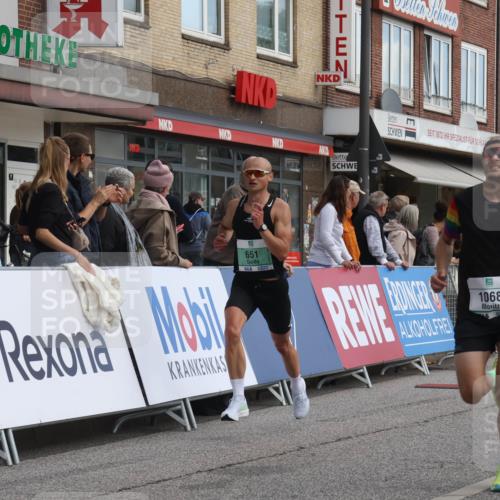 15.09.2024 - PSD Bank Halbmarathon Michael Strokosch http://msf.ph/oto/7083075 15.09.2024 11:20:26 Ziel 424, 598, 619, 647, 649, 651, 669, 852, 861, 880, 1068 meine-sportfotos.de