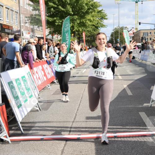 15.09.2024 - PSD Bank Halbmarathon Strokosch-Dieckow http://msf.ph/oto/7083077 15.09.2024 12:35:45 Ziel 2207, 2324, 3071, 3178, 3300, 3329, 3335, 3468 meine-sportfotos.de