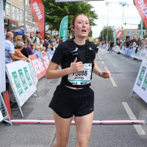 15.09.2024 - PSD Bank Halbmarathon Strokosch-Dieckow http://msf.ph/oto/7083078 15.09.2024 12:26:35 Ziel 2183, 2186, 3086, 3156, 3157, 3342, 3413 meine-sportfotos.de