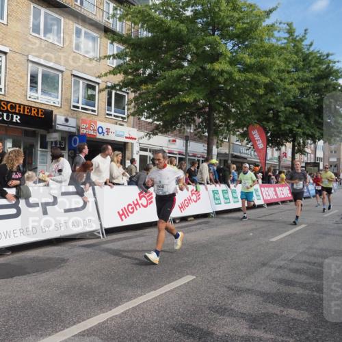 15.09.2024 - PSD Bank Halbmarathon Miley Keyser http://msf.ph/oto/7083086 15.09.2024 11:43:50 Ziel 717, 1162, 1196, 1246, 1250, 1272, 1277, 1304, 1398, 1411, 1457, 1650, 1721, 1771, 1839, 2552 meine-sportfotos.de