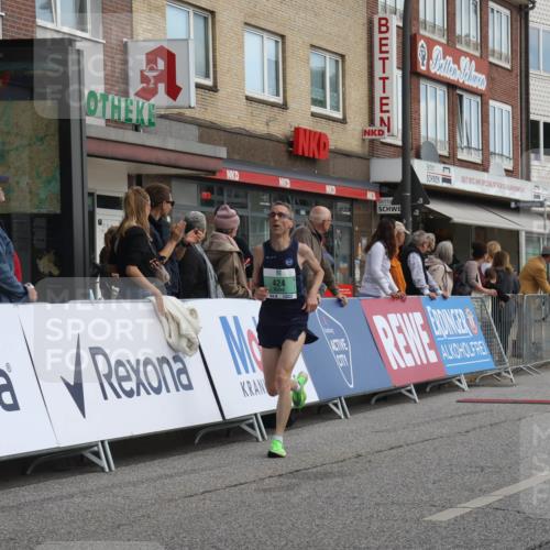 15.09.2024 - PSD Bank Halbmarathon Michael Strokosch http://msf.ph/oto/7083113 15.09.2024 11:20:28 Ziel 424, 618, 619, 647, 649, 651, 669, 852, 861, 880, 898, 1068 meine-sportfotos.de