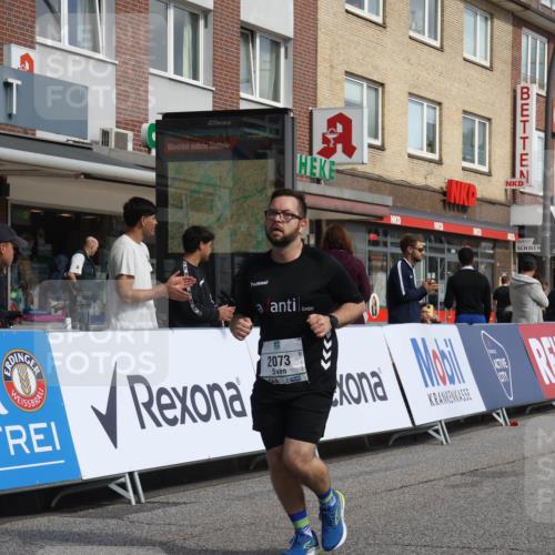 15.09.2024 - PSD Bank Halbmarathon Michael Strokosch http://msf.ph/oto/7083121 15.09.2024 12:29:07 Ziel 2073, 2075, 2089, 2288, 2362, 2446, 2451, 3129, 3247, 3266, 3287, 3325, 3401, 3488, 3491 meine-sportfotos.de