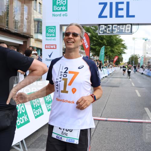 15.09.2024 - PSD Bank Halbmarathon Strokosch-Dieckow http://msf.ph/oto/7083200 15.09.2024 12:26:39 Ziel 2183, 2186, 3086, 3156, 3157, 3237, 3342, 3413, 3489 meine-sportfotos.de