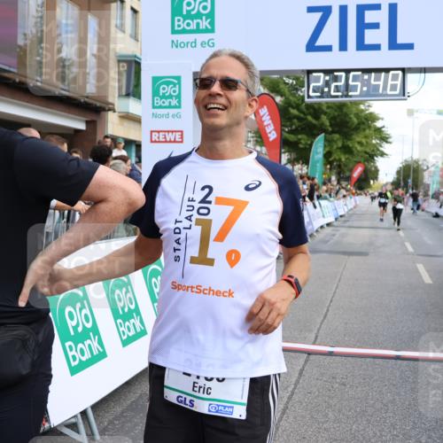 15.09.2024 - PSD Bank Halbmarathon Strokosch-Dieckow http://msf.ph/oto/7083220 15.09.2024 12:26:39 Ziel 2183, 2186, 3086, 3156, 3157, 3237, 3342, 3413, 3489 meine-sportfotos.de