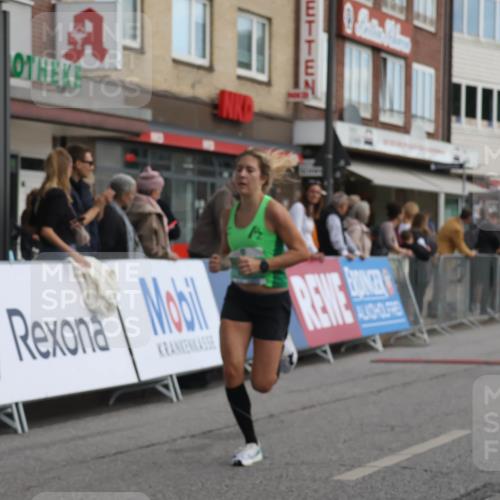 15.09.2024 - PSD Bank Halbmarathon Michael Strokosch http://msf.ph/oto/7083239 15.09.2024 11:20:36 Ziel 411, 424, 618, 649, 651, 676, 821, 880, 898, 1067, 1068 meine-sportfotos.de