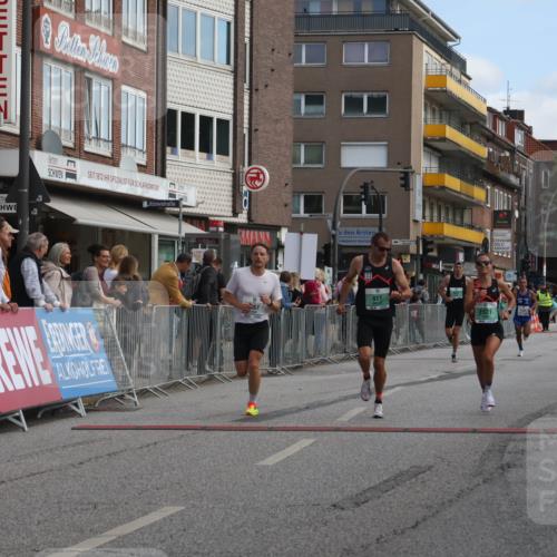 15.09.2024 - PSD Bank Halbmarathon Michael Strokosch http://msf.ph/oto/7083271 15.09.2024 11:20:38 Ziel 411, 424, 618, 622, 649, 651, 676, 821, 880, 898, 1067, 1068 meine-sportfotos.de