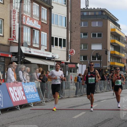 15.09.2024 - PSD Bank Halbmarathon Michael Strokosch http://msf.ph/oto/7083285 15.09.2024 11:20:39 Ziel 411, 424, 618, 622, 649, 651, 676, 821, 850, 880, 898, 1008, 1067 meine-sportfotos.de