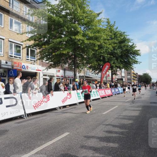 15.09.2024 - PSD Bank Halbmarathon Miley Keyser http://msf.ph/oto/7083300 15.09.2024 11:44:26 Ziel 442, 773, 962, 1166, 1179, 1180, 1227, 1256, 1282, 1317, 1389, 1450, 1583, 1628, 2496, 2554, 2667, 3515 meine-sportfotos.de