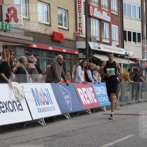 15.09.2024 - PSD Bank Halbmarathon Michael Strokosch http://msf.ph/oto/7083340 15.09.2024 11:20:44 Ziel 411, 618, 622, 625, 649, 676, 821, 850, 880, 898, 1008, 1067 meine-sportfotos.de