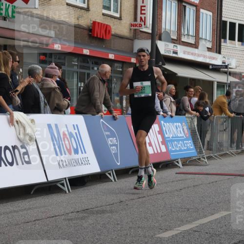 15.09.2024 - PSD Bank Halbmarathon Michael Strokosch http://msf.ph/oto/7083353 15.09.2024 11:20:44 Ziel 411, 618, 622, 625, 649, 676, 821, 850, 880, 898, 1008, 1067 meine-sportfotos.de