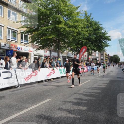 15.09.2024 - PSD Bank Halbmarathon Miley Keyser http://msf.ph/oto/7083356 15.09.2024 11:44:35 Ziel 442, 773, 962, 1179, 1206, 1227, 1317, 1450, 1583, 1598, 1734, 1806, 2496, 2534, 2554, 3515 meine-sportfotos.de