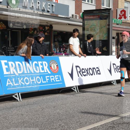 15.09.2024 - PSD Bank Halbmarathon Michael Strokosch http://msf.ph/oto/7083364 15.09.2024 12:29:34 Ziel 2093, 3055, 3091, 3334, 3385 meine-sportfotos.de