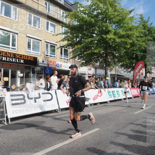 15.09.2024 - PSD Bank Halbmarathon Miley Keyser http://msf.ph/oto/7083365 15.09.2024 11:44:36 Ziel 442, 773, 1179, 1206, 1227, 1317, 1450, 1583, 1598, 1734, 1806, 2496, 2534, 2554, 3515 meine-sportfotos.de