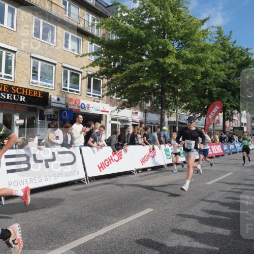 15.09.2024 - PSD Bank Halbmarathon Miley Keyser http://msf.ph/oto/7083367 15.09.2024 11:44:36 Ziel 442, 773, 1179, 1206, 1227, 1317, 1450, 1583, 1598, 1734, 1806, 2496, 2534, 2554, 3515 meine-sportfotos.de